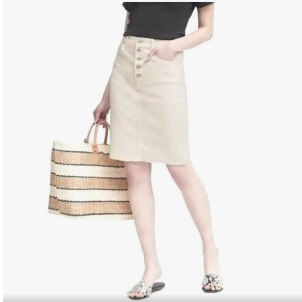 NEW 🎉 Banana Republic White Denim Pencil Skirt - Picture 1 of 8
